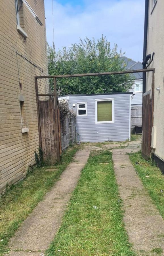 Bournemouth - Self Contained Annex Διαμέρισμα Εξωτερικό φωτογραφία